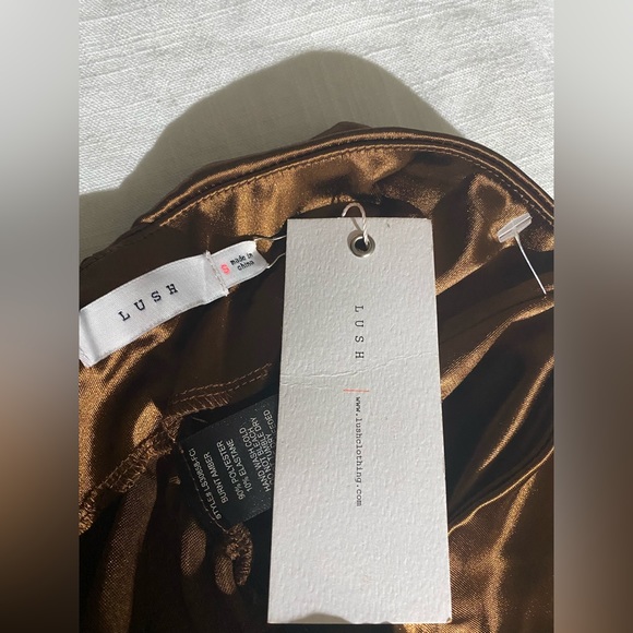 New LUSH ruched pencil skirt - Picture 12 of 14